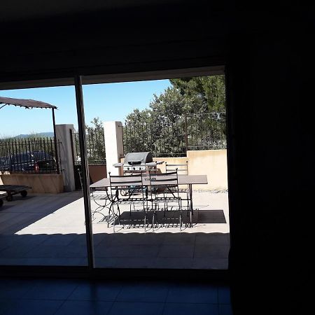 Petit Coin De Paradis Appartement Mérindol Buitenkant foto